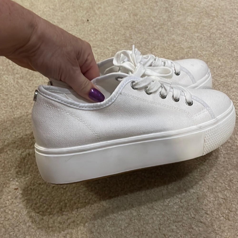 Steve Madden Size 8 - image 1